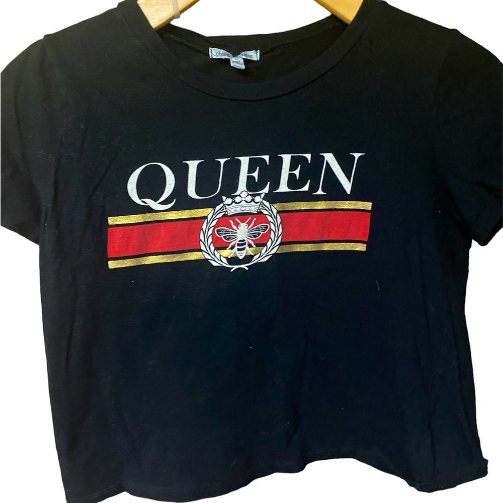 🛍5/$25 Queen Bee crop shirt size M